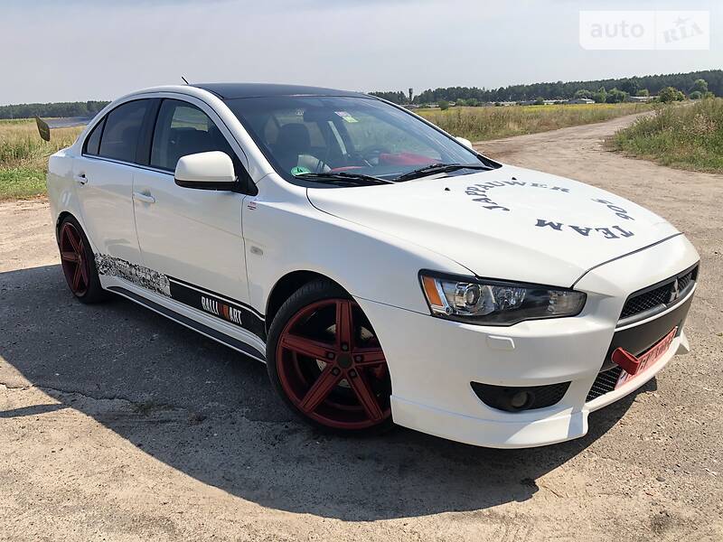 Седан Mitsubishi Lancer 2010 в Броварах