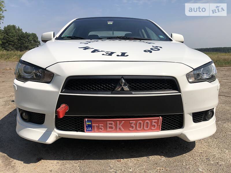 Седан Mitsubishi Lancer 2010 в Броварах