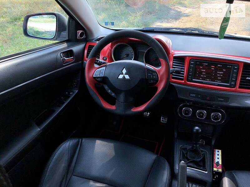 Седан Mitsubishi Lancer 2010 в Броварах