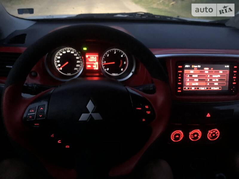 Седан Mitsubishi Lancer 2010 в Броварах