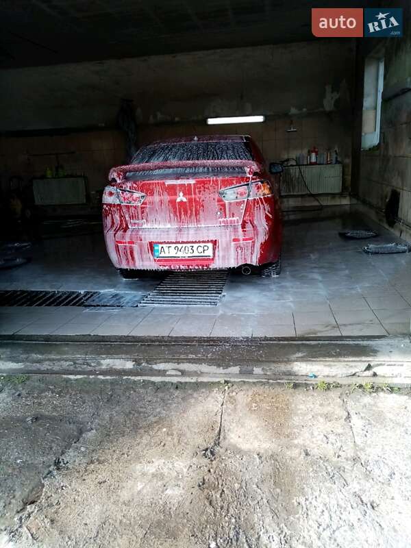 Седан Mitsubishi Lancer 2011 в Рогатине