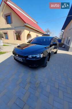 Mitsubishi Lancer 2011