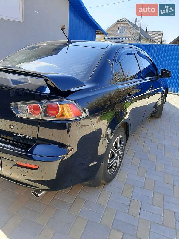 Седан Mitsubishi Lancer 2011 в Ивано-Франковске