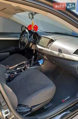 Седан Mitsubishi Lancer 2011 в 