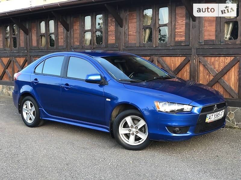 Лифтбек Mitsubishi Lancer 2009 в Ивано-Франковске