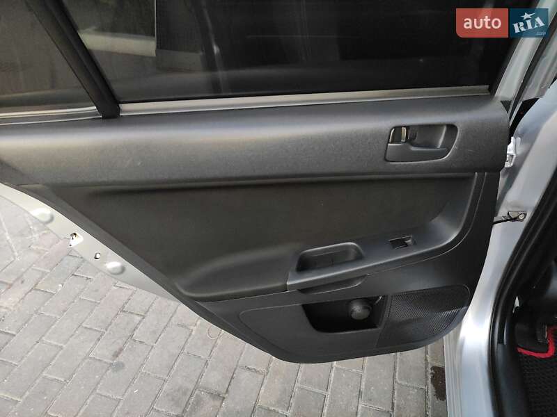 Седан Mitsubishi Lancer 2008 в Киеве