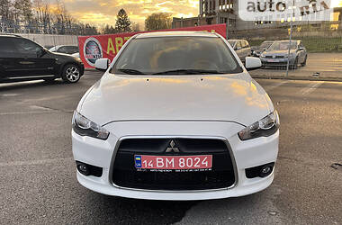 Хэтчбек Mitsubishi Lancer 2011 в Львове