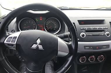 Седан Mitsubishi Lancer 2010 в 
