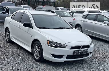 Седан Mitsubishi Lancer 2013 в Львові