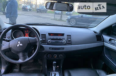 Седан Mitsubishi Lancer 2009 в 