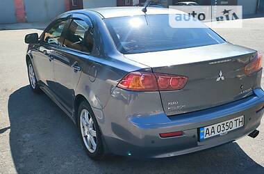 Седан Mitsubishi Lancer 2009 в Києві