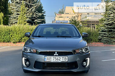 Седан Mitsubishi Lancer 2016 в 