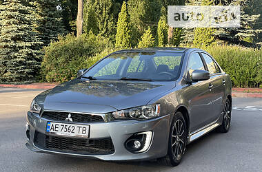 Седан Mitsubishi Lancer 2016 в 