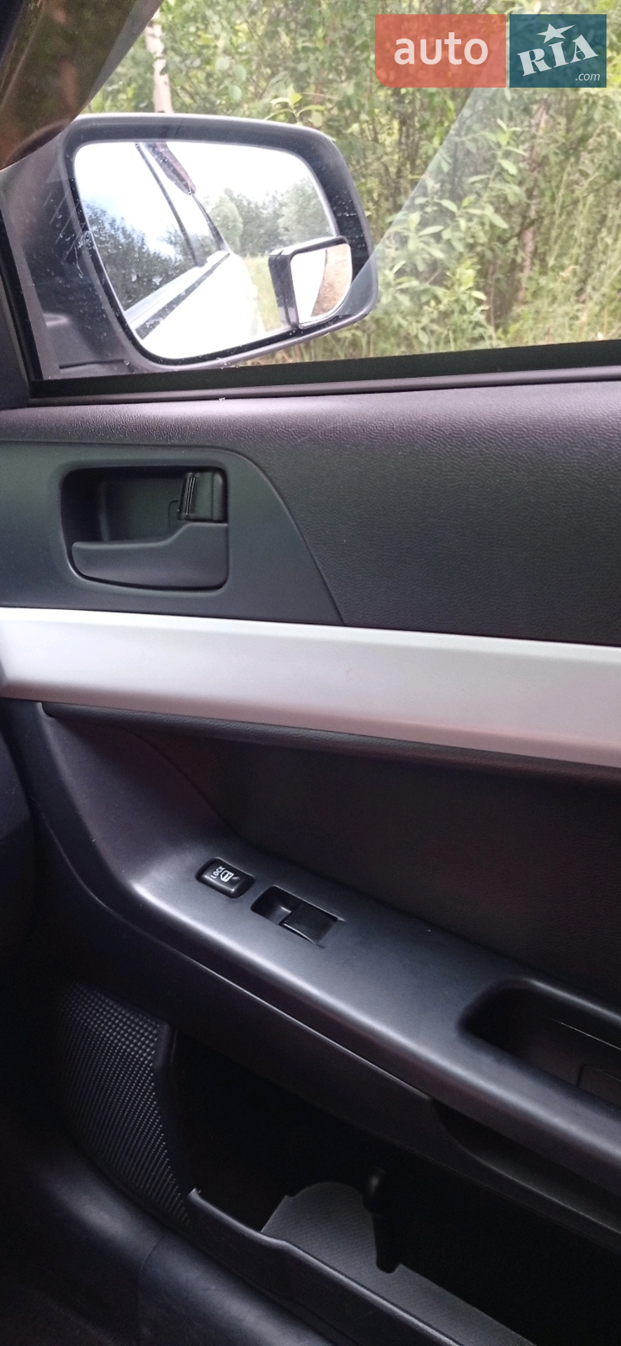 2011 Mitsubishi Lancer - мініатюра 9