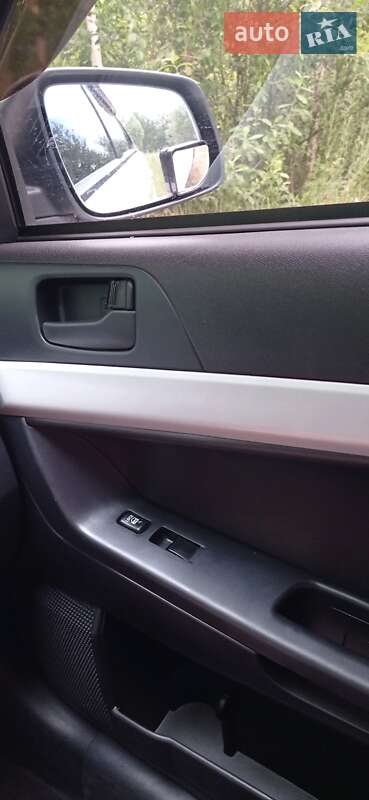 Седан Mitsubishi Lancer 2011 в Кролевце