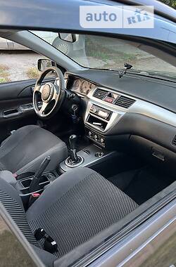 Седан Mitsubishi Lancer 2006 в Днепре