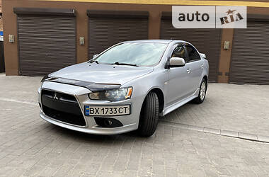 Седан Mitsubishi Lancer 2014 в Изяславе