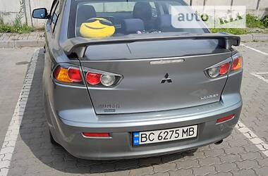 Седан Mitsubishi Lancer 2013 в Львове