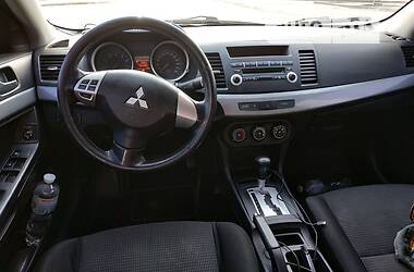 Седан Mitsubishi Lancer 2011 в Киеве