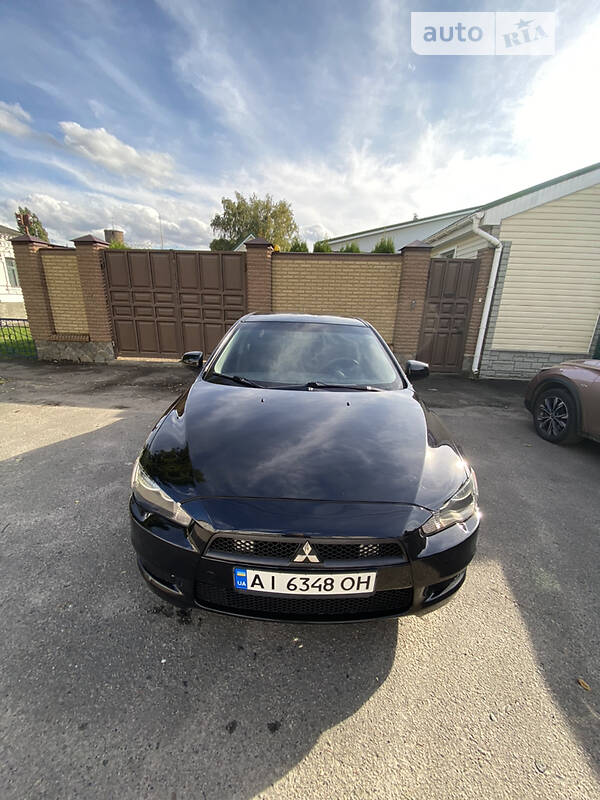 Mitsubishi Lancer