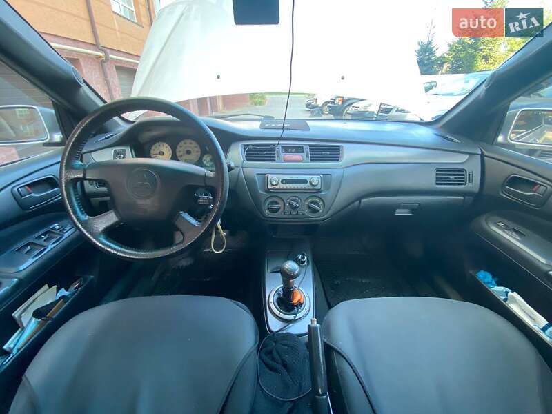 Седан Mitsubishi Lancer 2002 в Ивано-Франковске