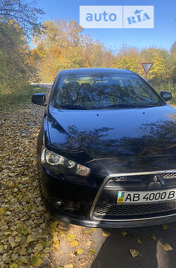 Седан Mitsubishi Lancer 2012 в Хмільнику