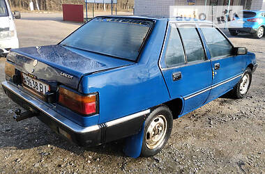 Седан Mitsubishi Lancer 1985 в 