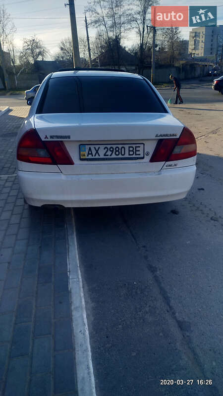 Седан Mitsubishi Lancer 1996 в Харькове