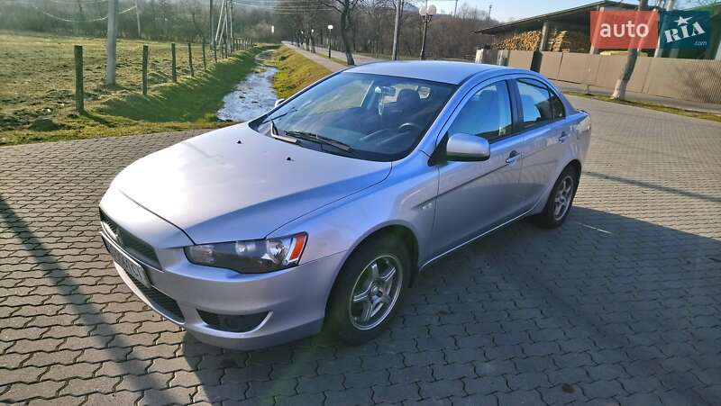 Седан Mitsubishi Lancer 2007 в Сваляві