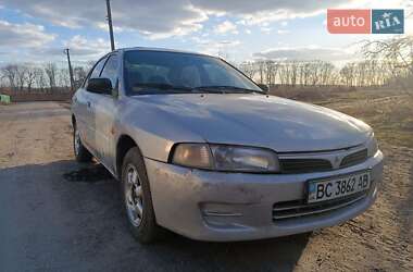 Седан Mitsubishi Lancer 1996 в Ярмолинцах