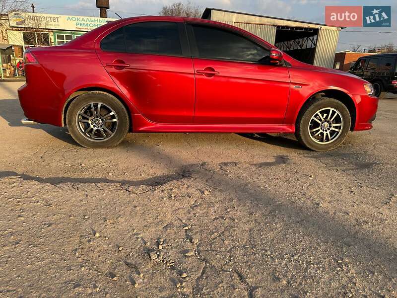 Седан Mitsubishi Lancer 2014 в Днепре