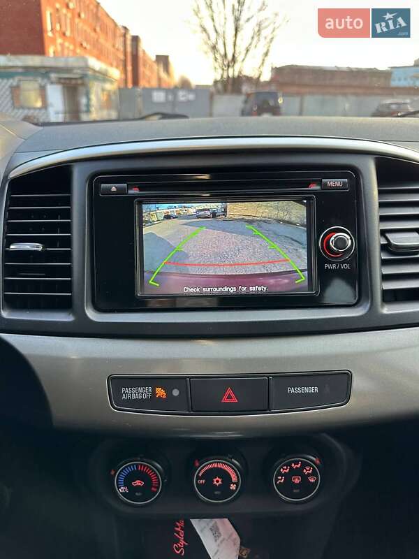 Седан Mitsubishi Lancer 2014 в Днепре