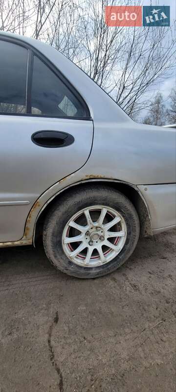 Седан Mitsubishi Lancer 1993 в Житомире