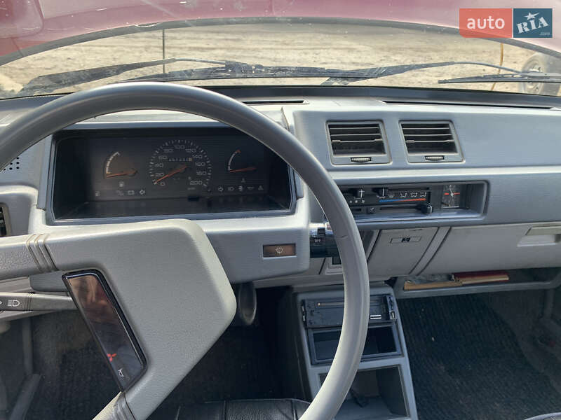 Универсал Mitsubishi Lancer 1986 в Луцке фото 3 Универсал Mitsubishi Lancer 1986 в Луцке