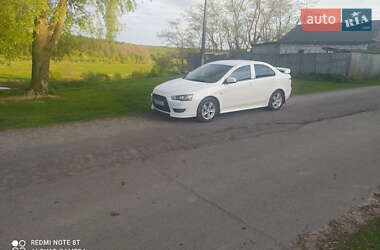 Седан Mitsubishi Lancer 2011 в Глухове