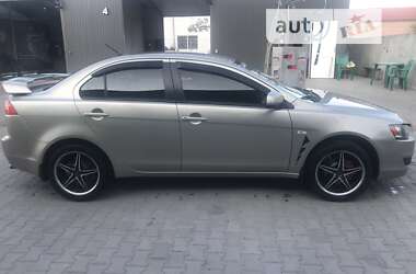 Седан Mitsubishi Lancer 2008 в Львове