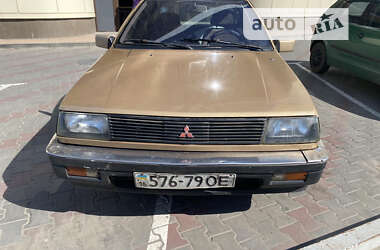 Седан Mitsubishi Lancer 1987 в Одессе