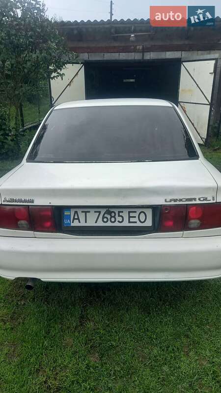 Седан Mitsubishi Lancer 1994 в Надворной