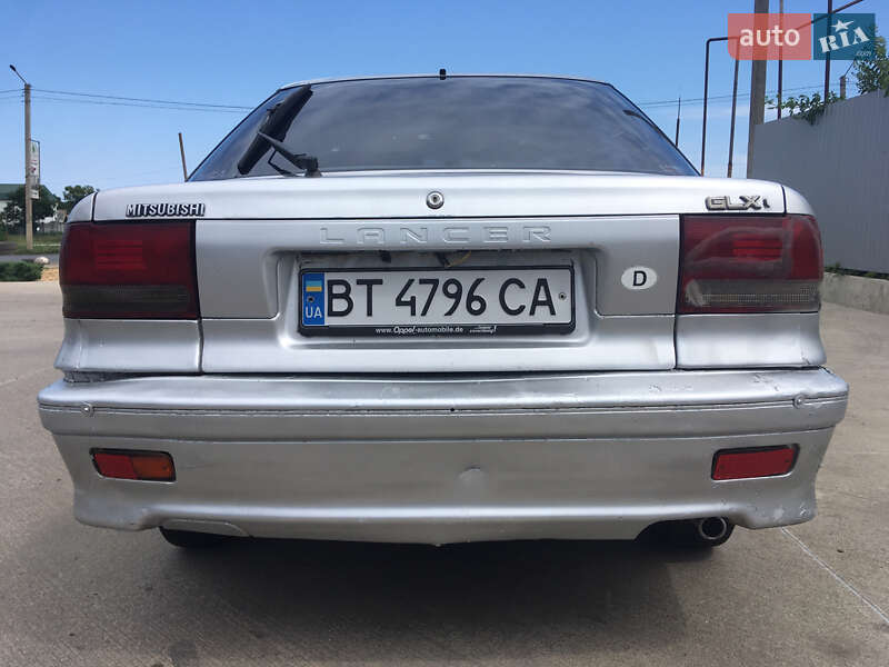 Лифтбек Mitsubishi Lancer 1993 в Одессе фото 4 Лифтбек Mitsubishi Lancer 1993 в Одессе