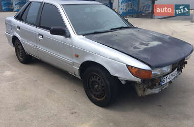 Лифтбек Mitsubishi Lancer 1993 в Одессе