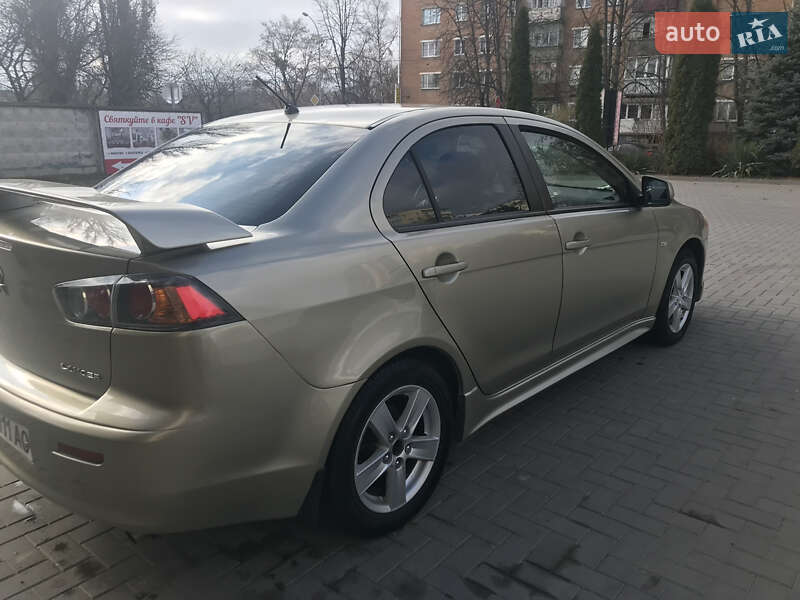 Седан Mitsubishi Lancer 2008 в Каменец-Подольском