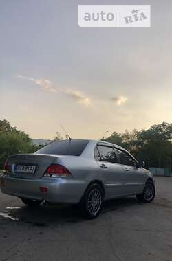 Седан Mitsubishi Lancer 2005 в Южному