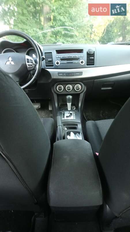 Седан Mitsubishi Lancer 2008 в Києві