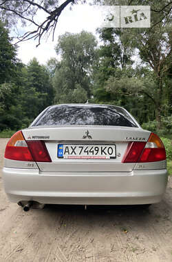 Седан Mitsubishi Lancer 2000 в Киеве