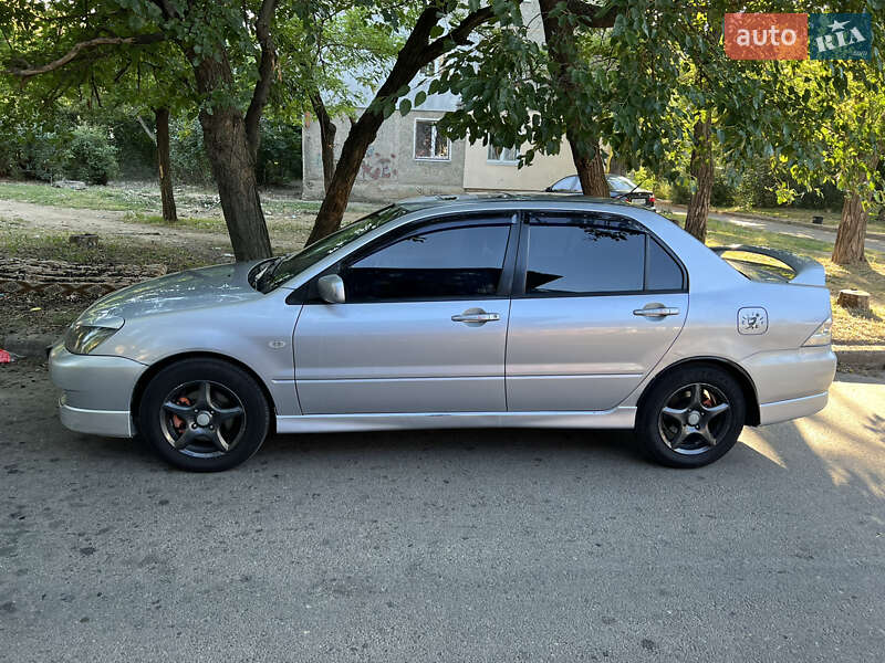 Седан Mitsubishi Lancer 2006 в Миколаєві фото 2 Седан Mitsubishi Lancer 2006 в Миколаєві