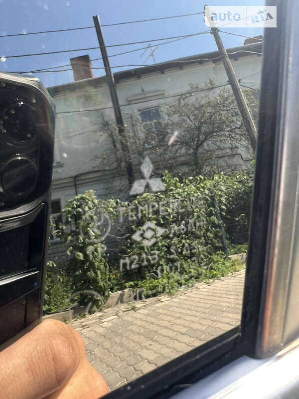 Седан Mitsubishi Lancer 2005 в Черновцах