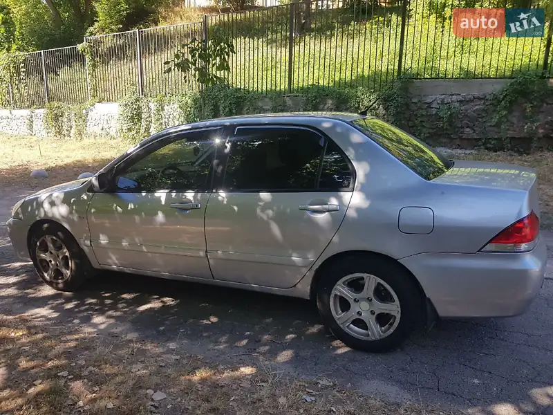 Mitsubishi Lancer 2007 VIN JMBSNCS3A7U024689 фото оголошення 6 з 47
