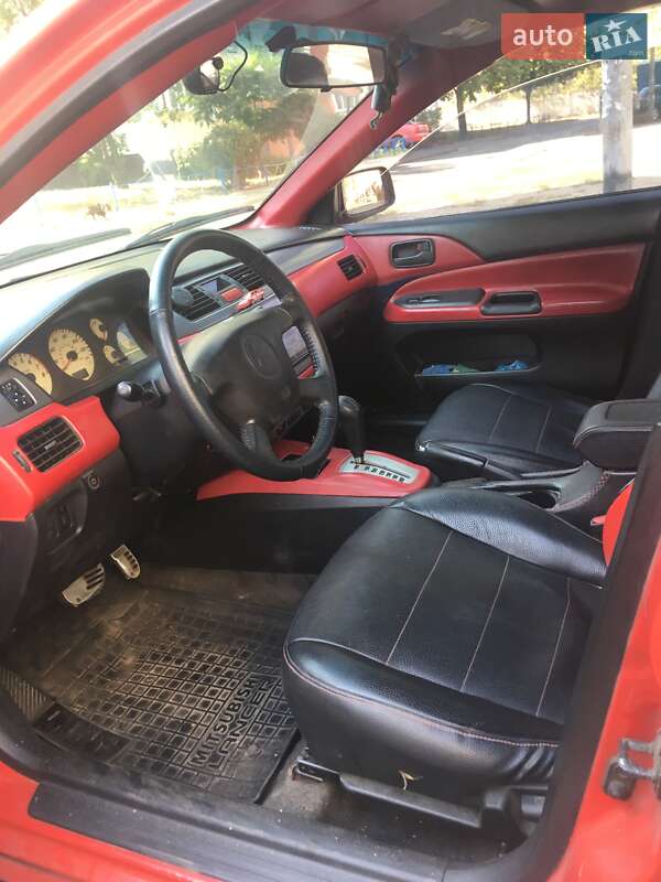 Седан Mitsubishi Lancer 2003 в Києві