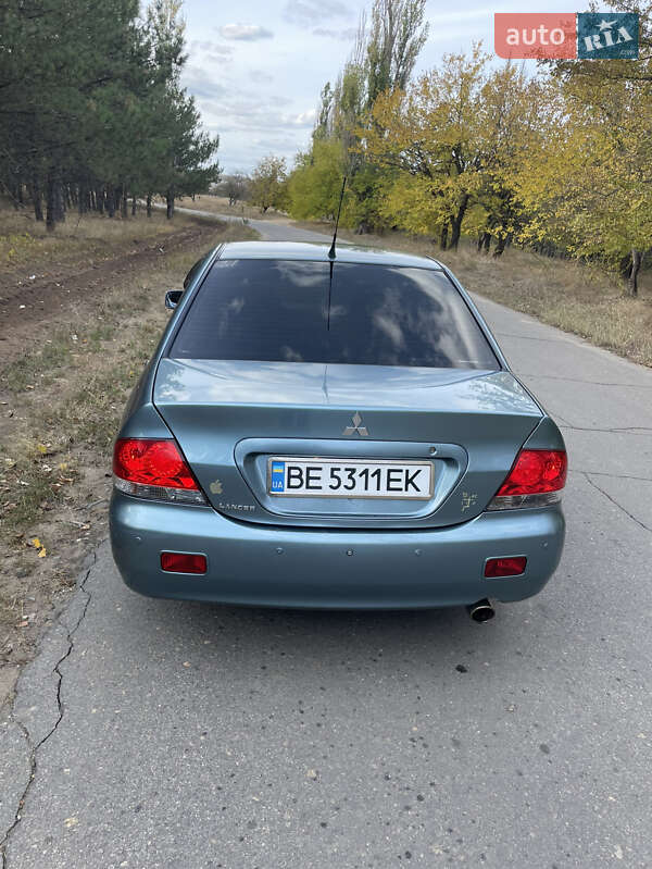 Седан Mitsubishi Lancer 2008 в Николаеве