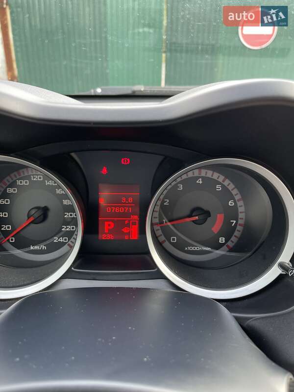 Седан Mitsubishi Lancer 2009 в Киеве
